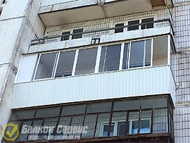 Фото остекления №2: Вынос остекления балкона на 30 см в панельном доме 75 серии