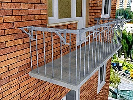 Этап 1: укрепление и вынос балконного ограждения